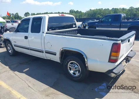 2001 Chevrolet Silverado C1500 from USA, damaged, VIN 2GCEC19V711244672